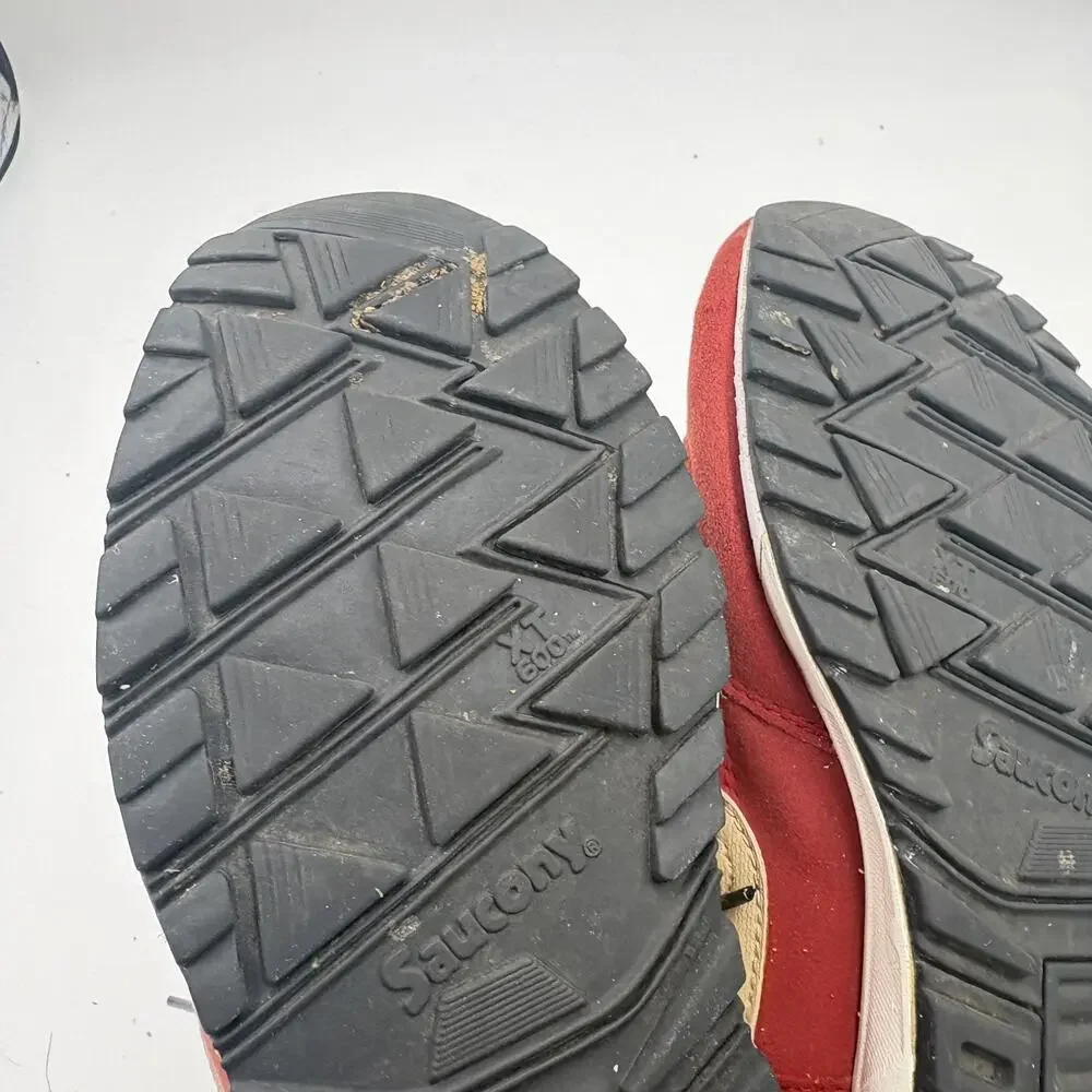 Saucony Shadow Grid 9000 Men's Size 9 Red And Beige Gum Suede Sneakers